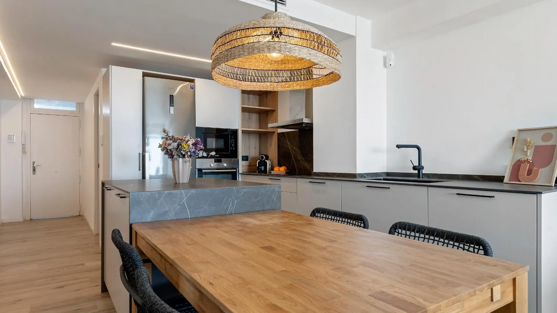 Bell Raco Deluxe Apartment La Pineda 0*,
