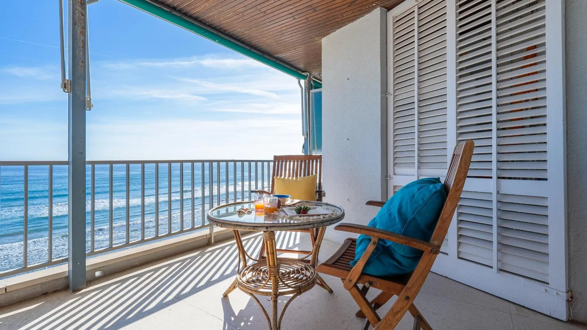 Bell Raco Deluxe Apartment La Pineda Spain